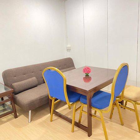 Steve Lady Hostel Bangkok Bagian luar foto