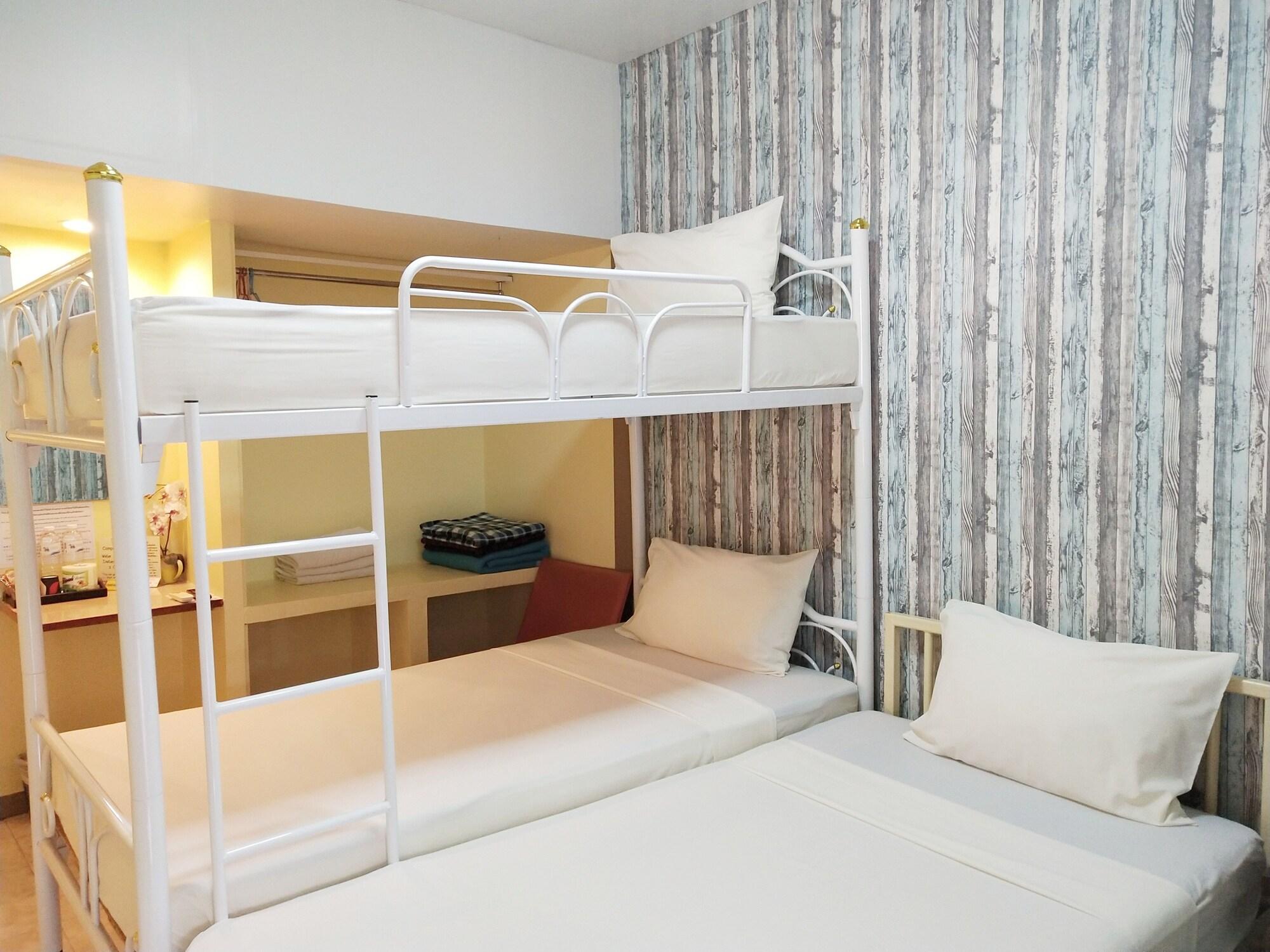 Steve Lady Hostel Bangkok Bagian luar foto