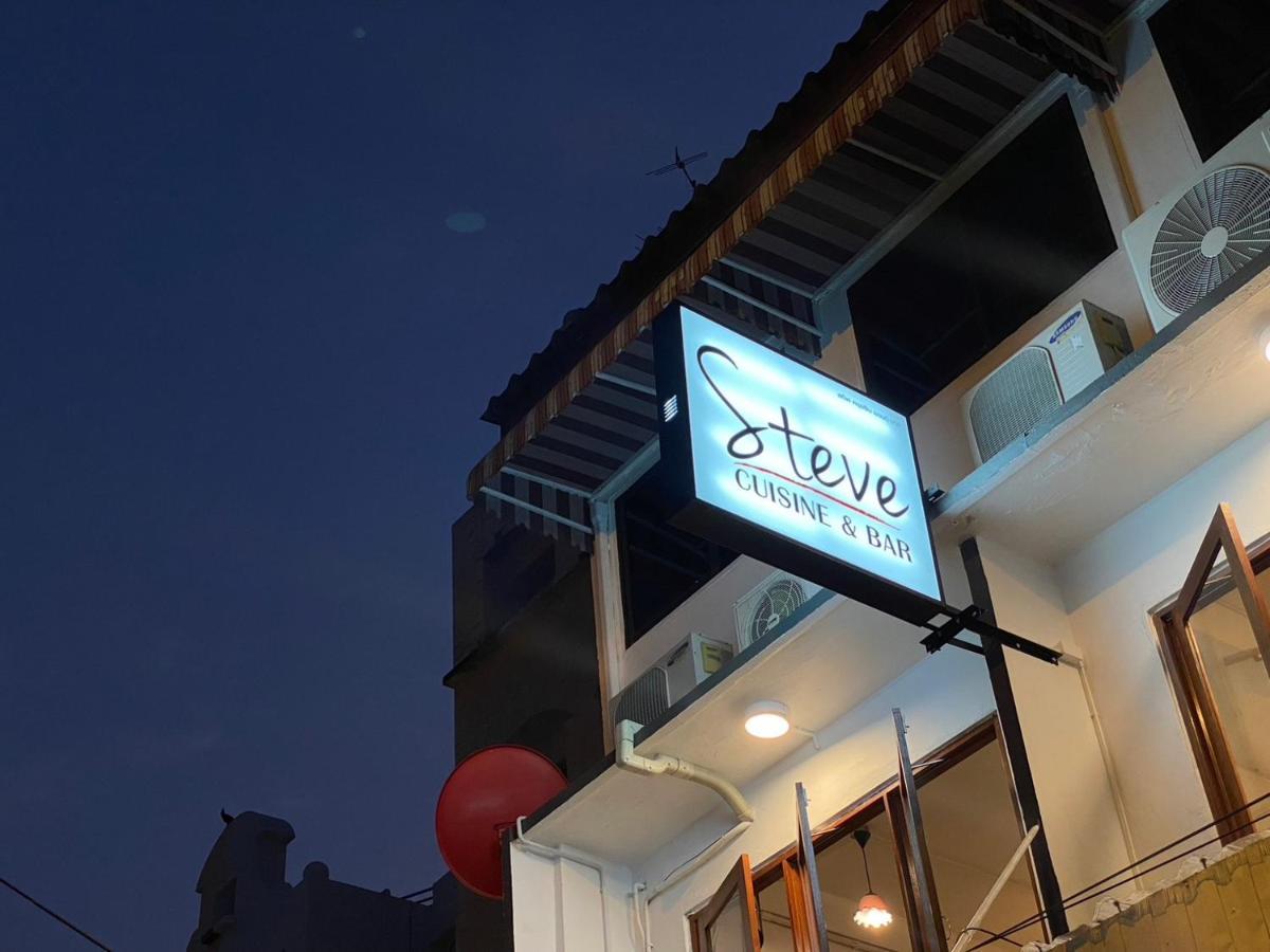 Steve Lady Hostel Bangkok Bagian luar foto