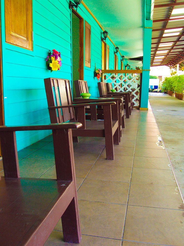 Steve Lady Hostel Bangkok Bagian luar foto