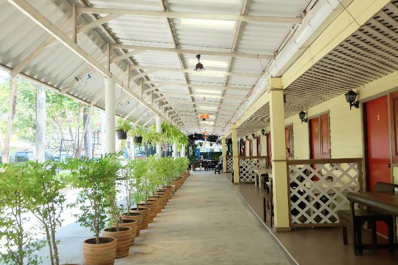 Steve Lady Hostel Bangkok Bagian luar foto